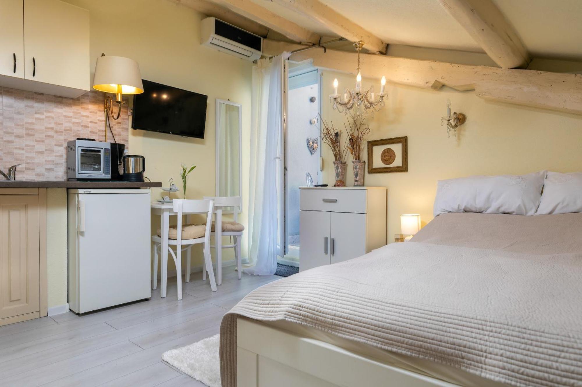 Duplex Apartment Camelia In Charming Old Town Rovinj Extérieur photo